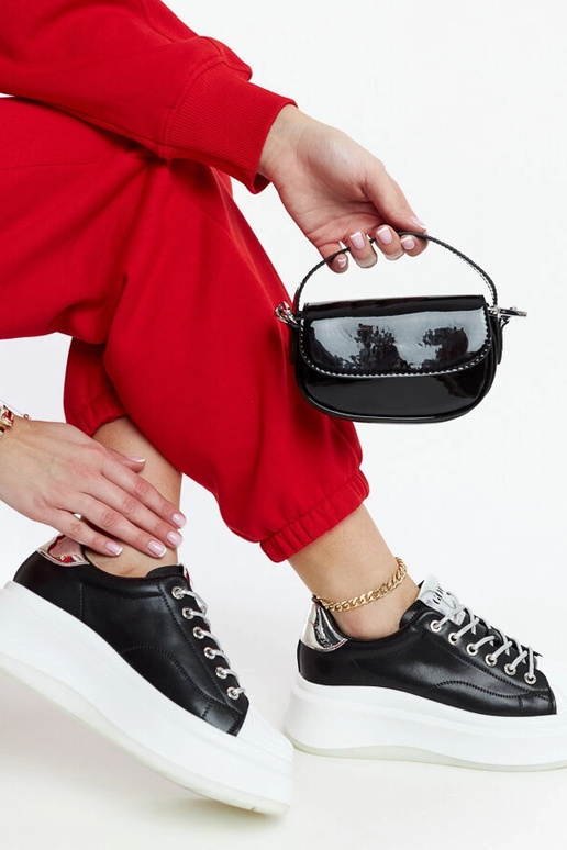 Sneakers nere con piattaforma GOE...