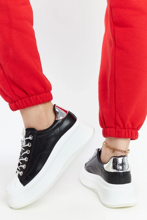 Sneakers nere con piattaforma GOE...