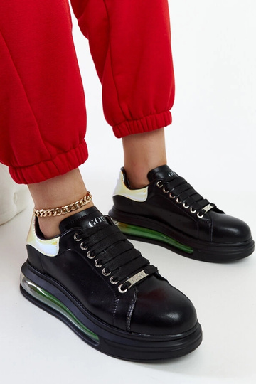 Sneakers nere con plateau... 2