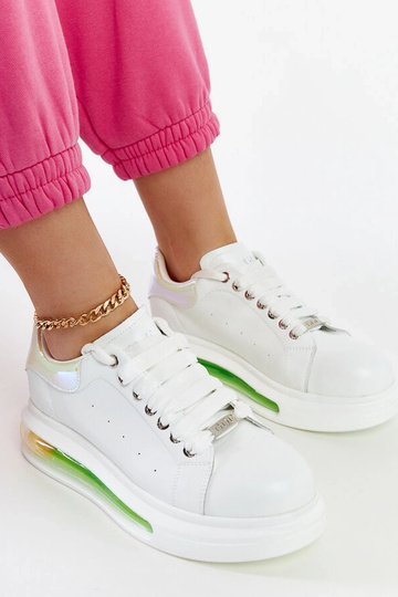 Sneakers bianche con plateau GOE NN2N4029