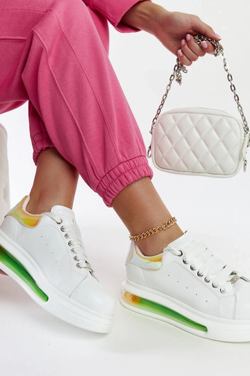 Sneakers bianche con plateau GOE NN2N4029 2