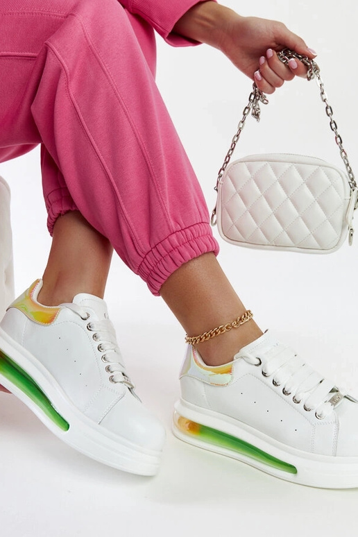 Sneakers bianche con plateau GOE...