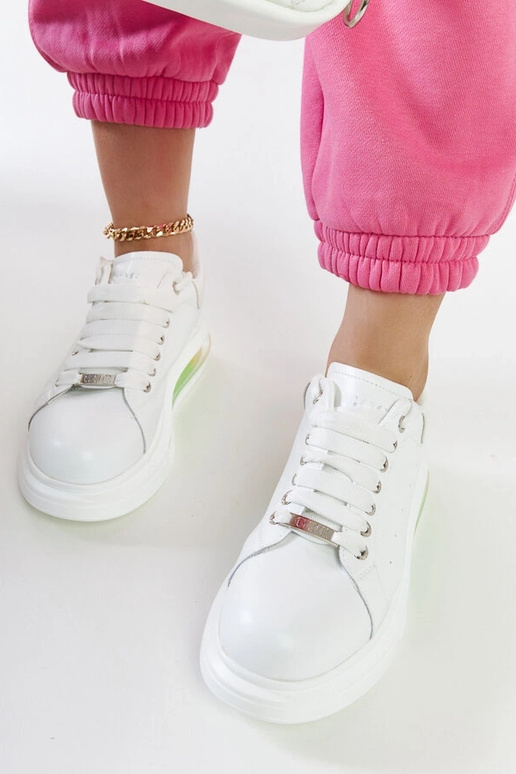 Sneakers bianche con plateau GOE...