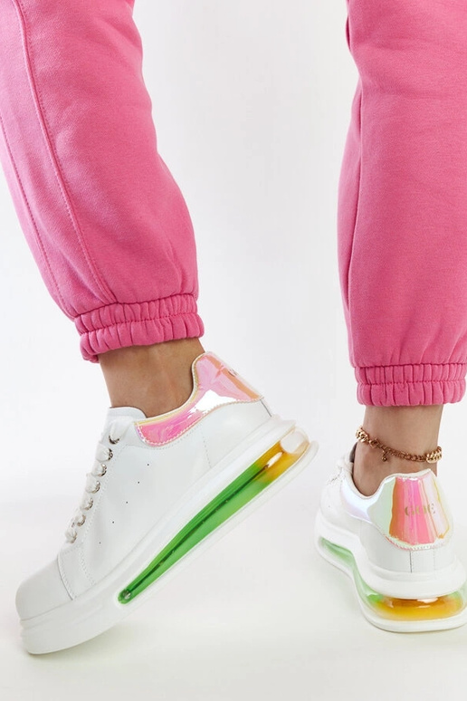 Sneakers bianche con plateau GOE...