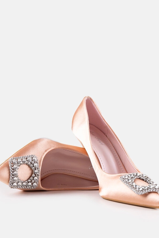 Decolleté beige satinate con zirconi... Decolleté beige satinate con zirconi...