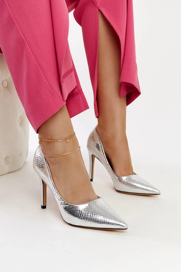 Scarpe con tacco verniciate...