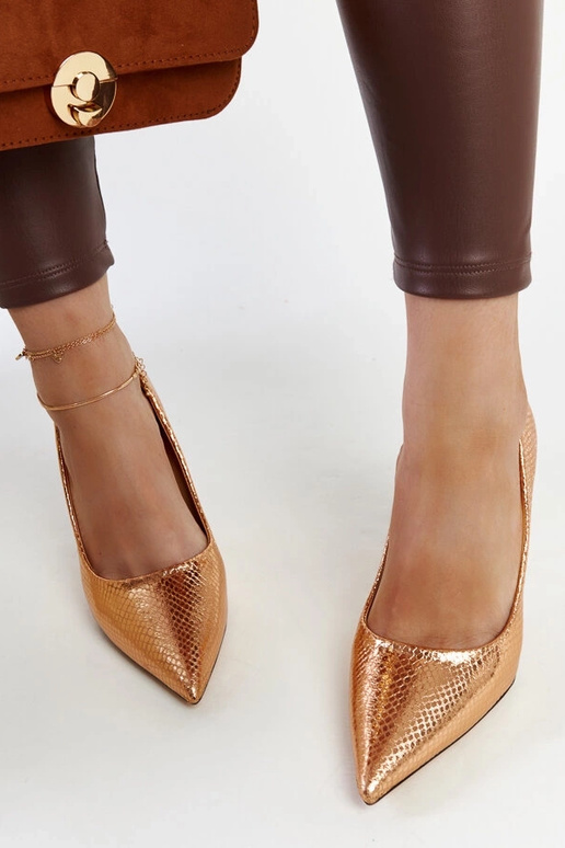 Scarpe con tacco in vernice champagne...