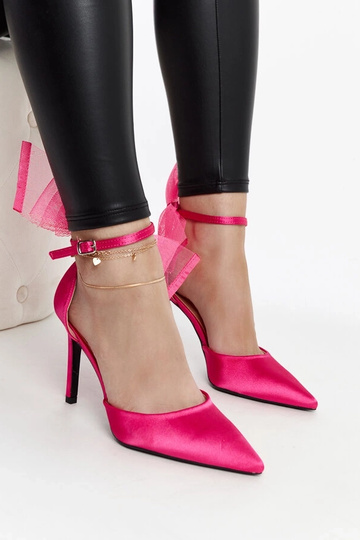 Scarpe con fiocco rosa scuro di Ilaysa