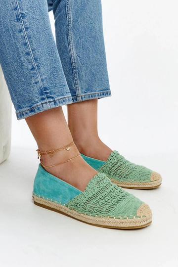 Espadrillas traforate color menta di Gordana