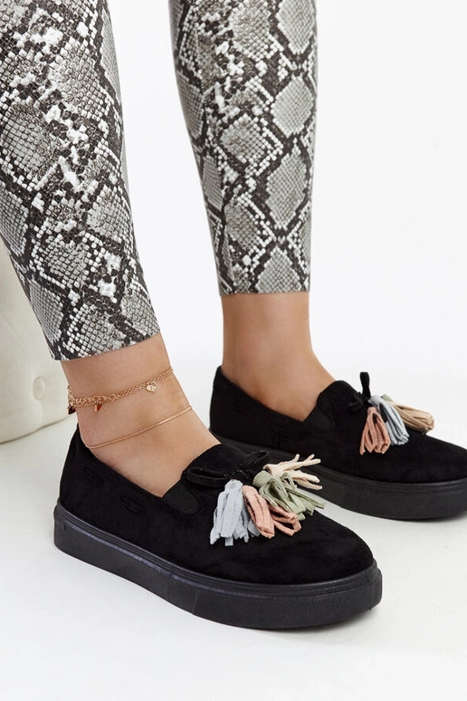 Stivaletti neri con nappe colorate...