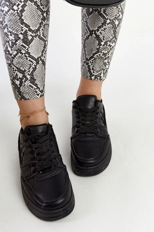 Sneakers nere con platform Mentha