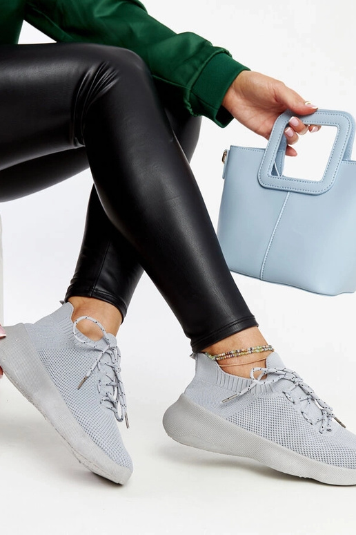 Scarpe sportive grigie Roshni