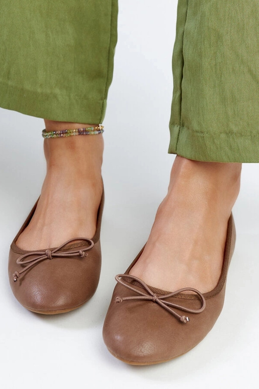 Ballerine in ecopelle marrone Pavla