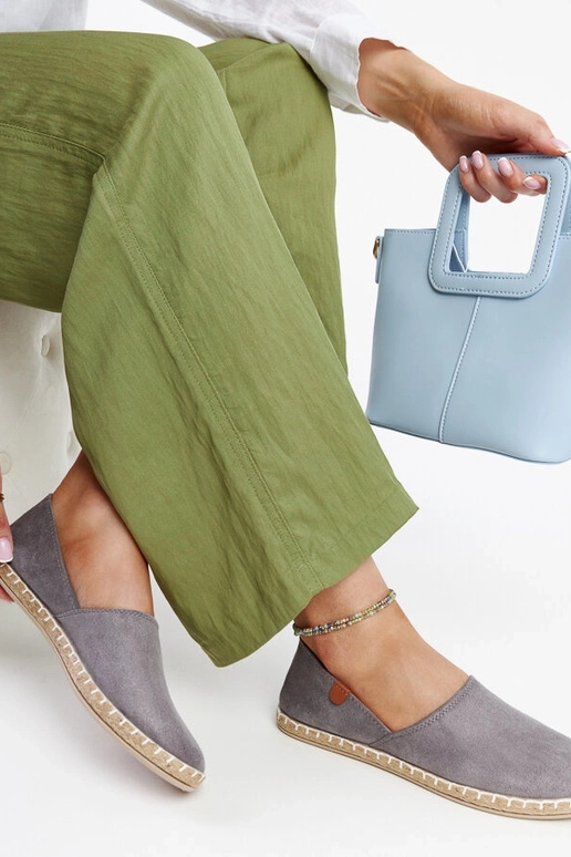 Sneakers grigie Gimja