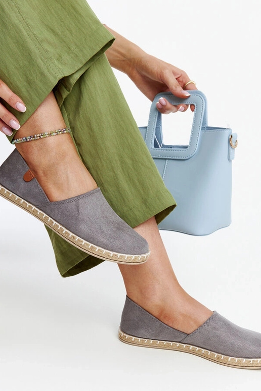 Sneakers grigie Gimja