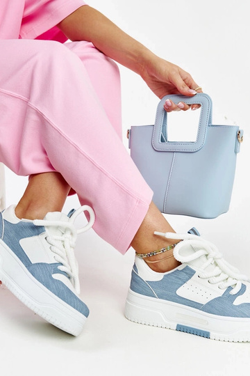 Sneakers bianchi e blu con piattaforma Szekeres 2