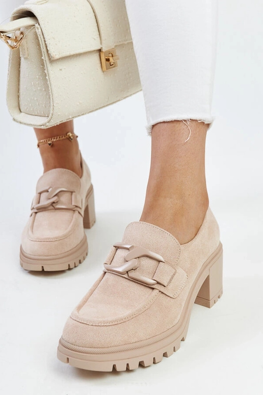 Stivaletti beige con sottopiede in...