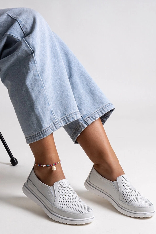 Półbuty in pelle grigio chiaro Vinceza