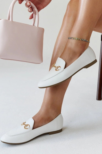 Mocassini con fibbia... 2