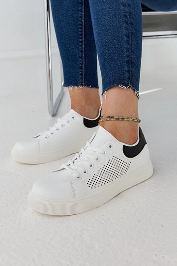 Sneakers bianche traforate...