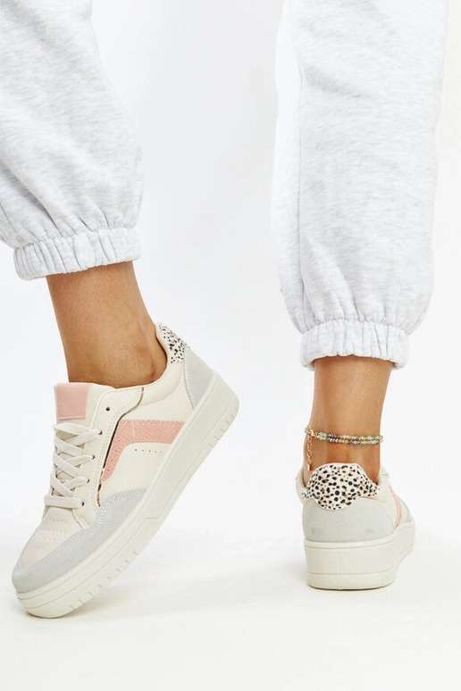 Sneakers bianche sulla piattaforma Walda