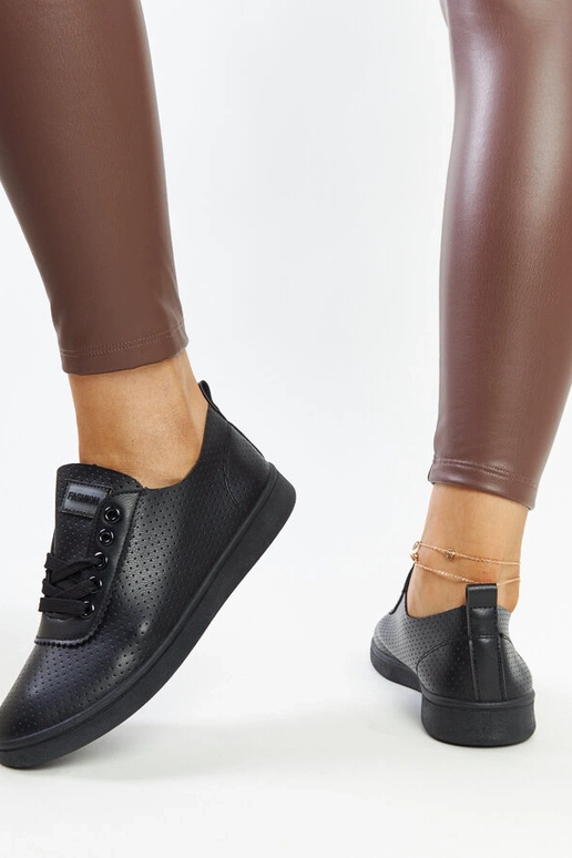 Sneakers in ecopelle nera Yusra