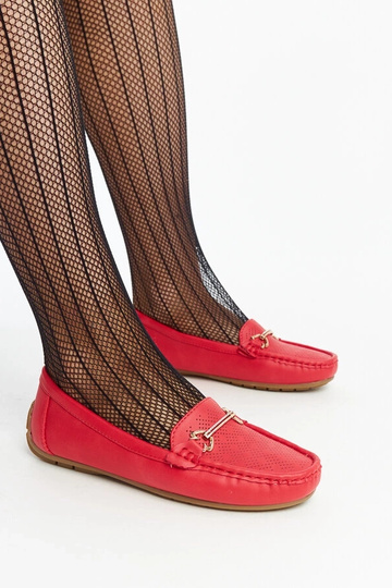 Mocassini rossi con fibbia... 2
