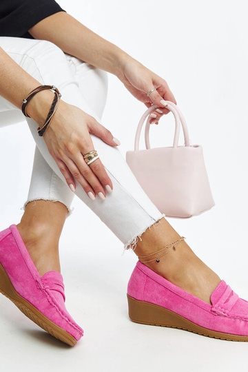 Mocassini con zeppa in...