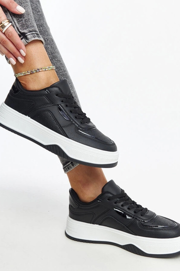 Sneakers nere con suola più... 2