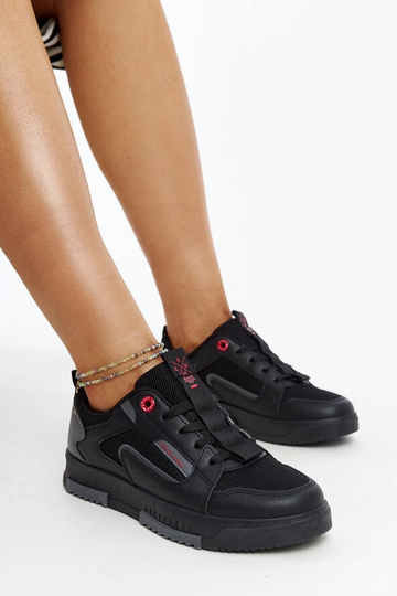 Sneakers da donna nere e grigie CROSS JEANS LL2R4012C