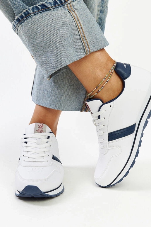 Sneakers da donna CROSS JEANS bianche...