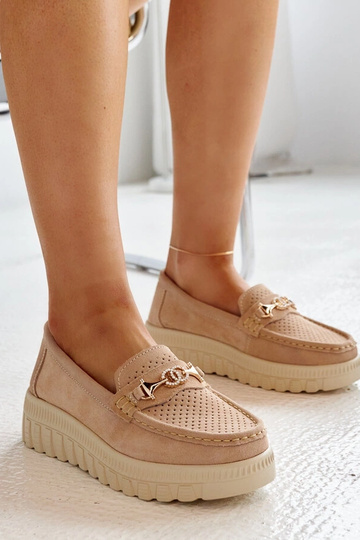 Scarpe basse in pelle beige con fibbia decorativa Taija
