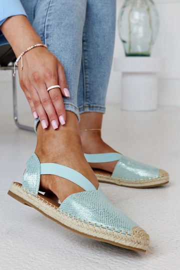 Espadrillas con cinturino posteriore verde chiaro di Tharn