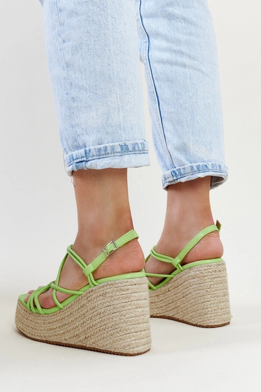 Sandali con zeppa Mara verde