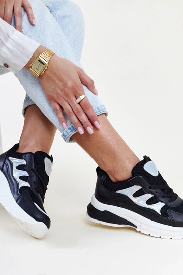 Sneakers nere con suola...