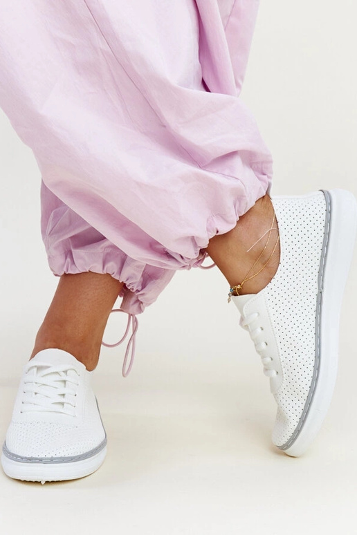 Sneakers traforate bianche e grigie...