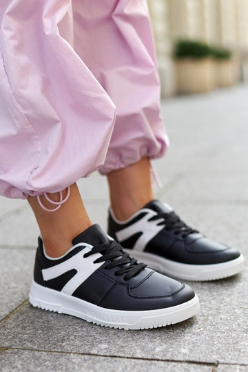 Sneakers sportive Hagara nere