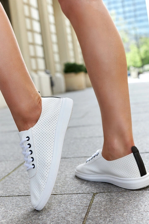 Sneakers Katinka bianche traforate