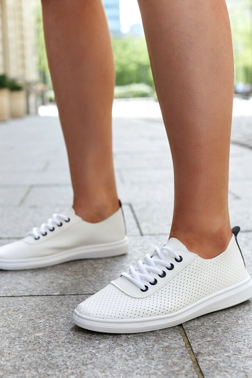 Sneakers Katinka bianche traforate
