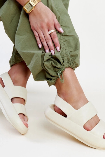 Sandali Attiana Beige 2