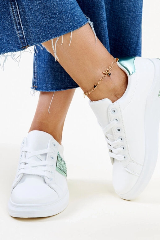 Sneakers bianche e verdi con zirconi...