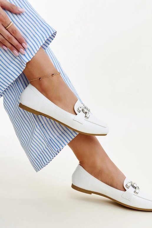 Mocassini bianchi con fibbia in...