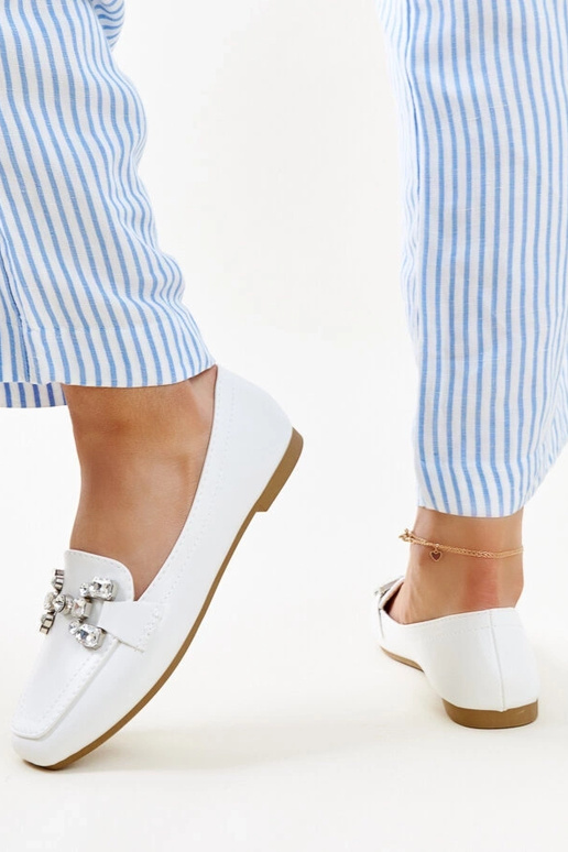 Mocassini bianchi con fibbia in...