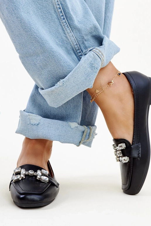 Mocassini neri con fibbia in zirconio...