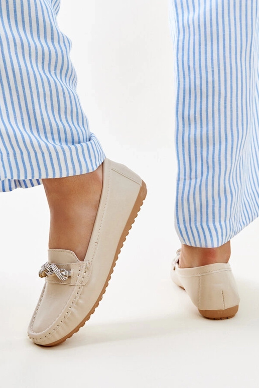 Mocassini beige decorati con zirconi...