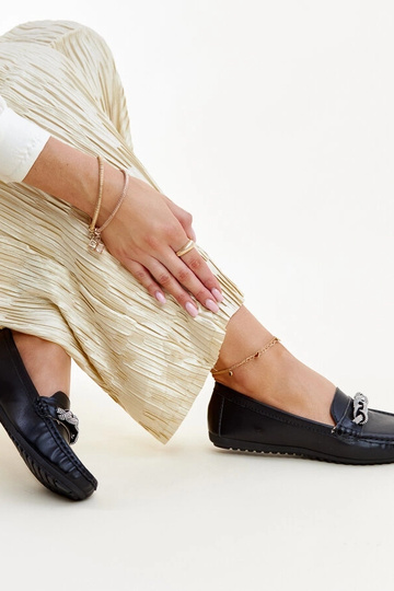 Mocassini neri decorati con... 2