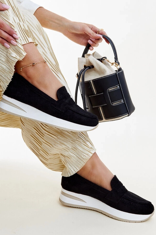 Scarpe Muna nere traforate