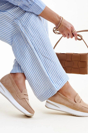 Scarpe Muna marroni traforate 2