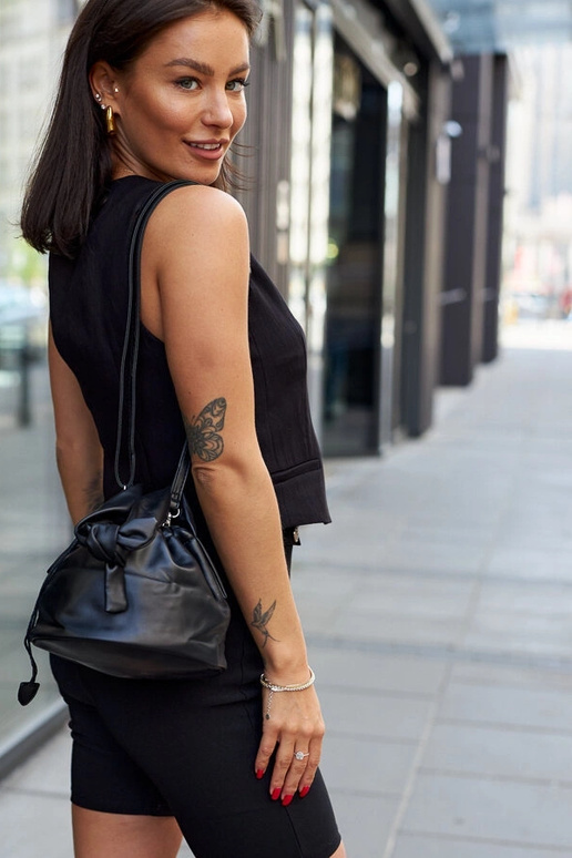 Borsa nera piccola tipo "bag" Aamala