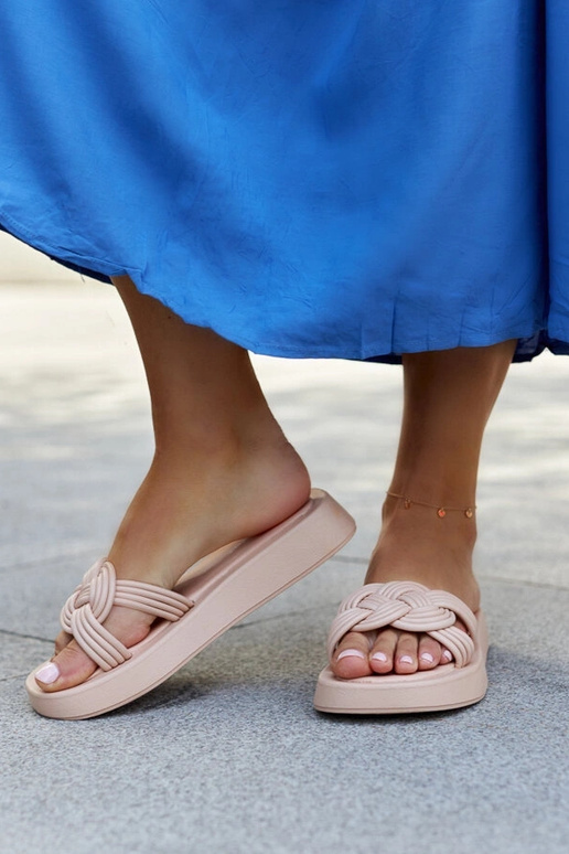 Infradito in gomma beige Ferrei